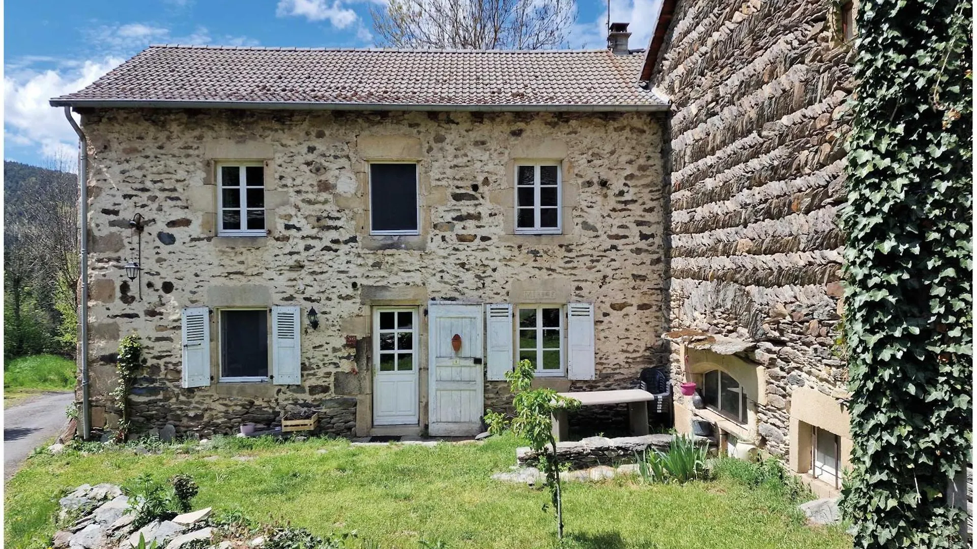 Maison De Campagne Saint-Etienne-Lardeyrol